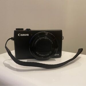 Canon G7X Black Digital Camera
